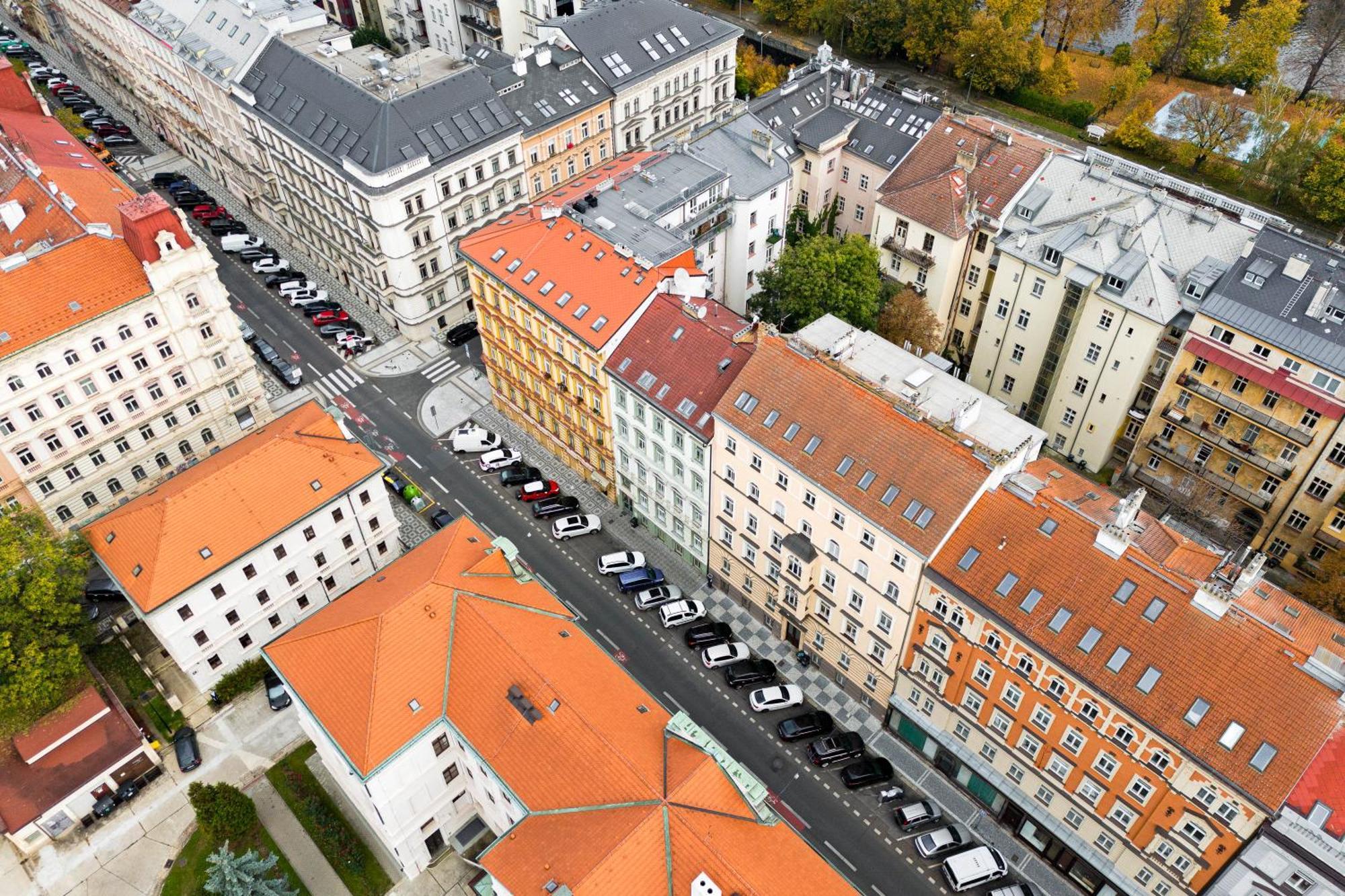 Prague Hotel Apartments Екстериор снимка