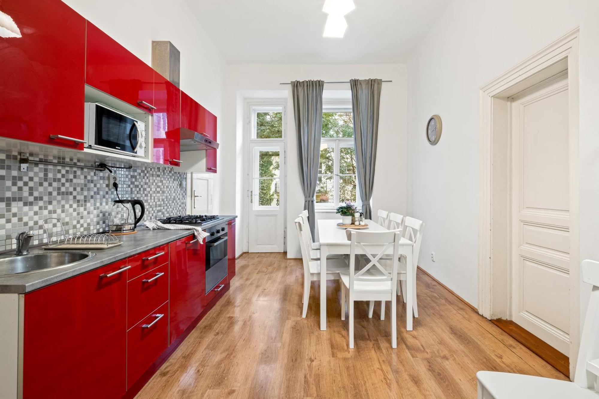 Prague Hotel Apartments Екстериор снимка