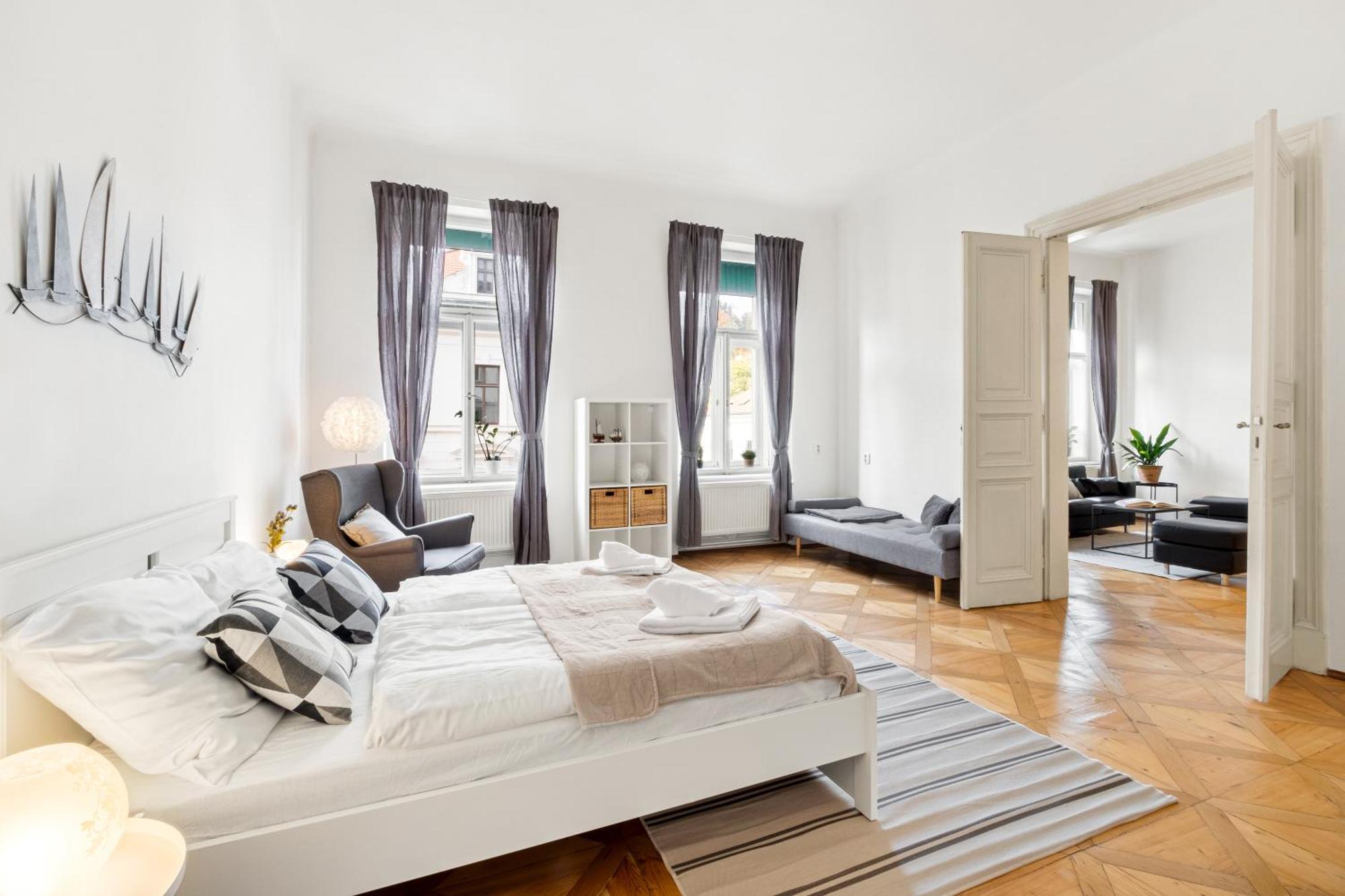 Prague Hotel Apartments Екстериор снимка