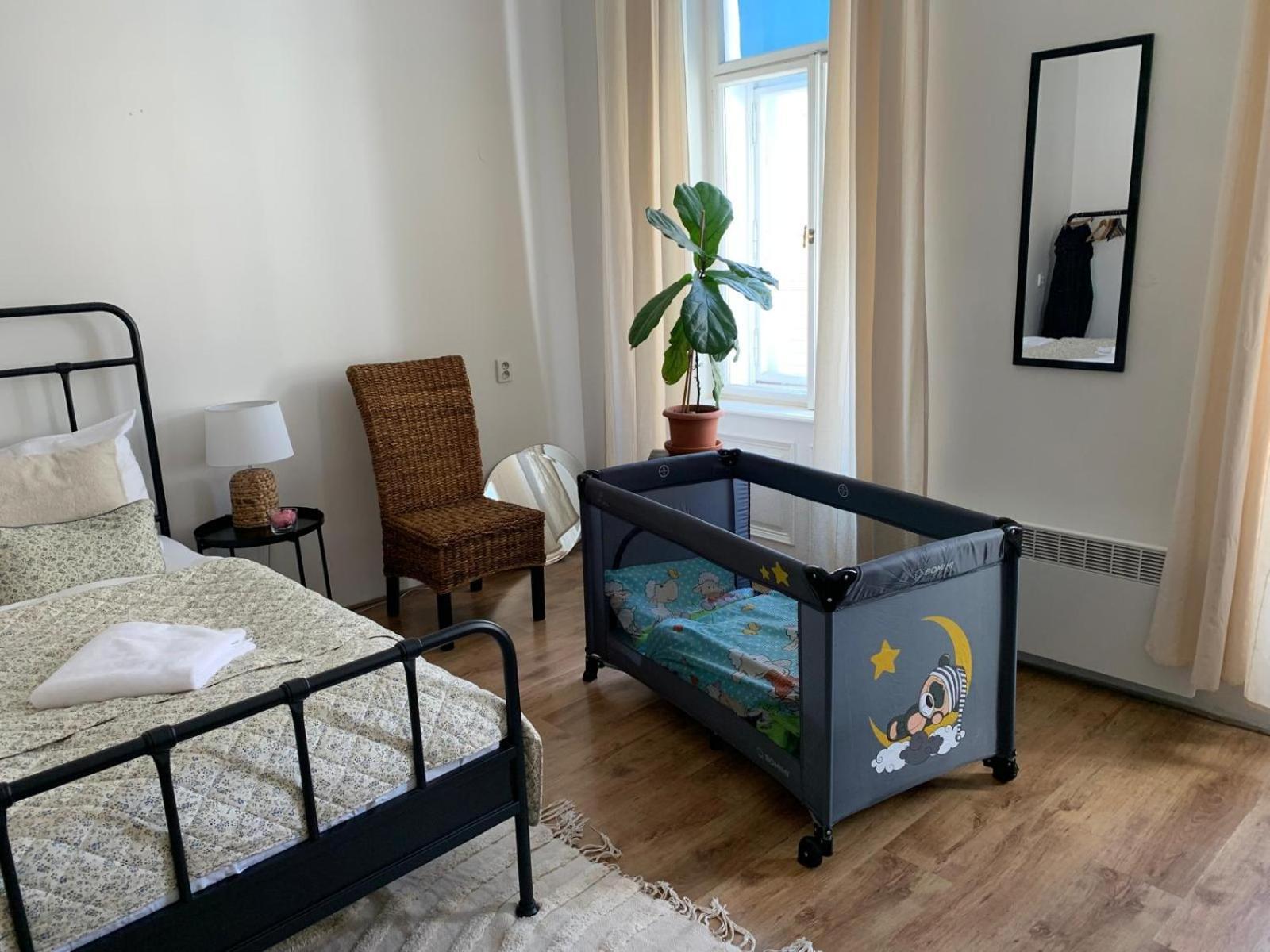 Prague Hotel Apartments Екстериор снимка